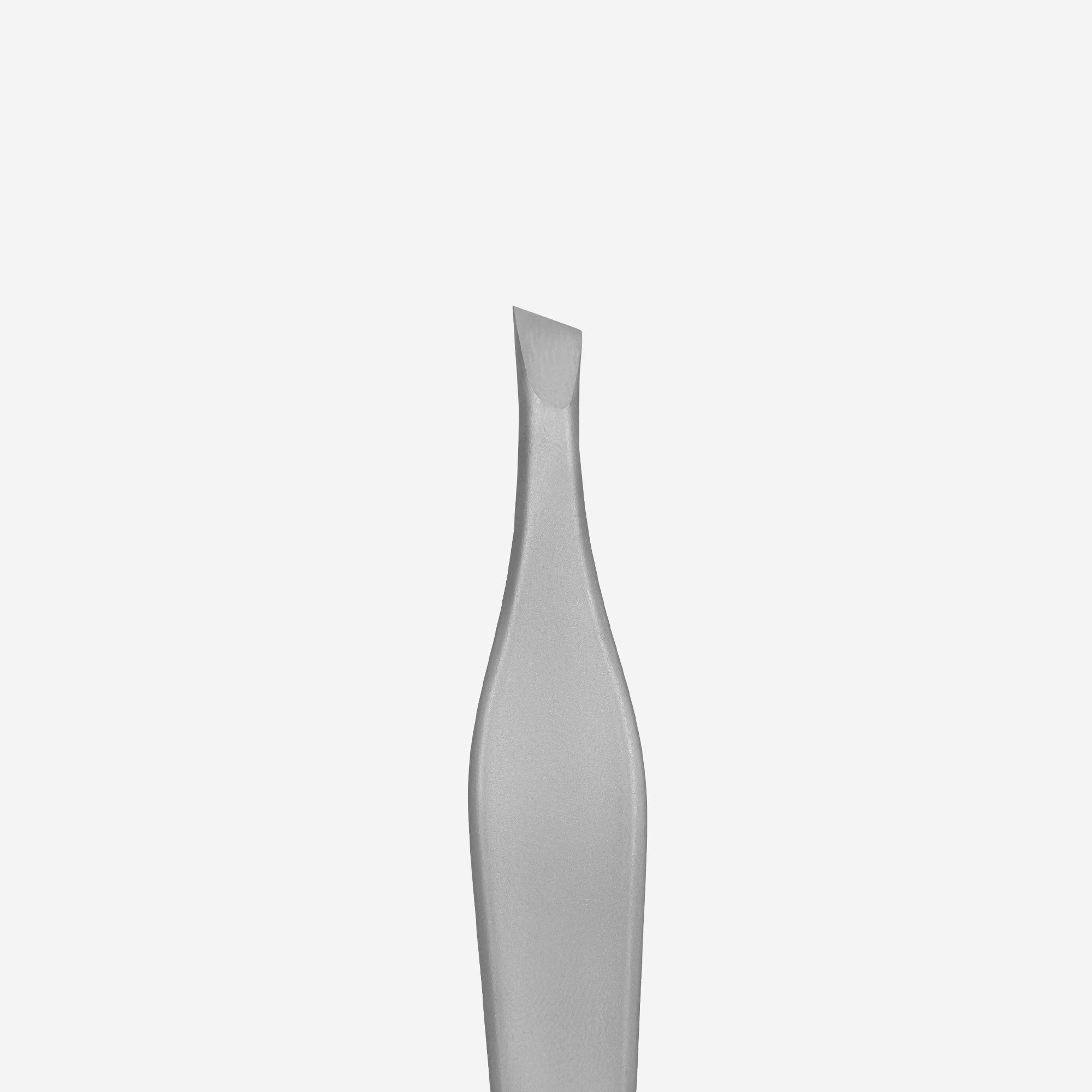 Staleks Eyebrow tweezers BEAUTY & CARE 30 TYPE 3 (wide slant)