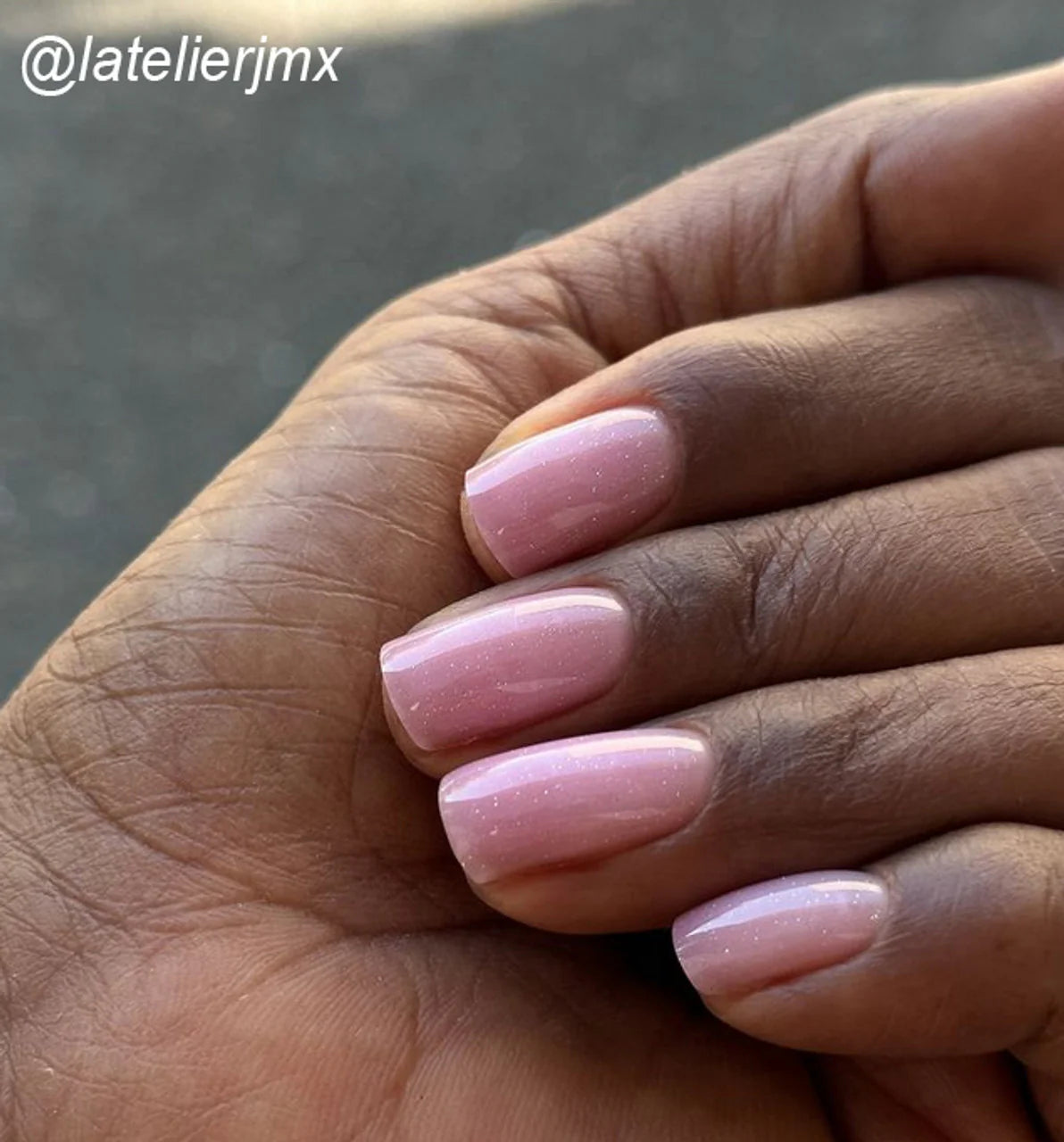 LUXIO GEL - BUILD KISS