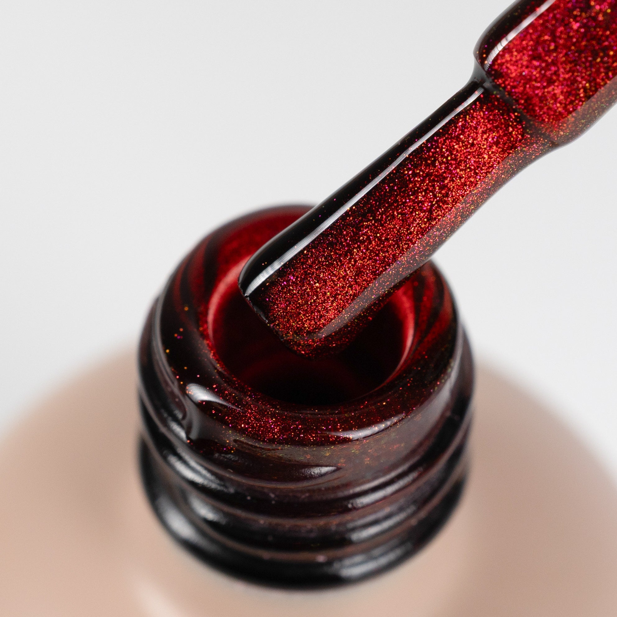 Gel Polish Cat Eye - Scarlet Red