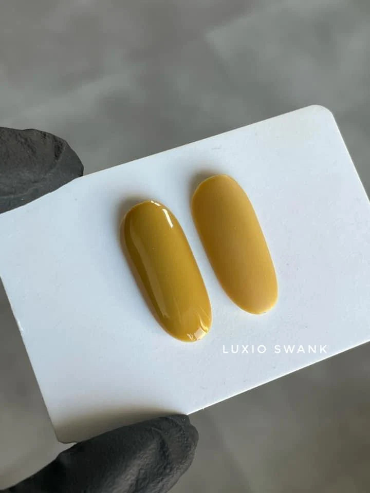 LUXIO - SWANK