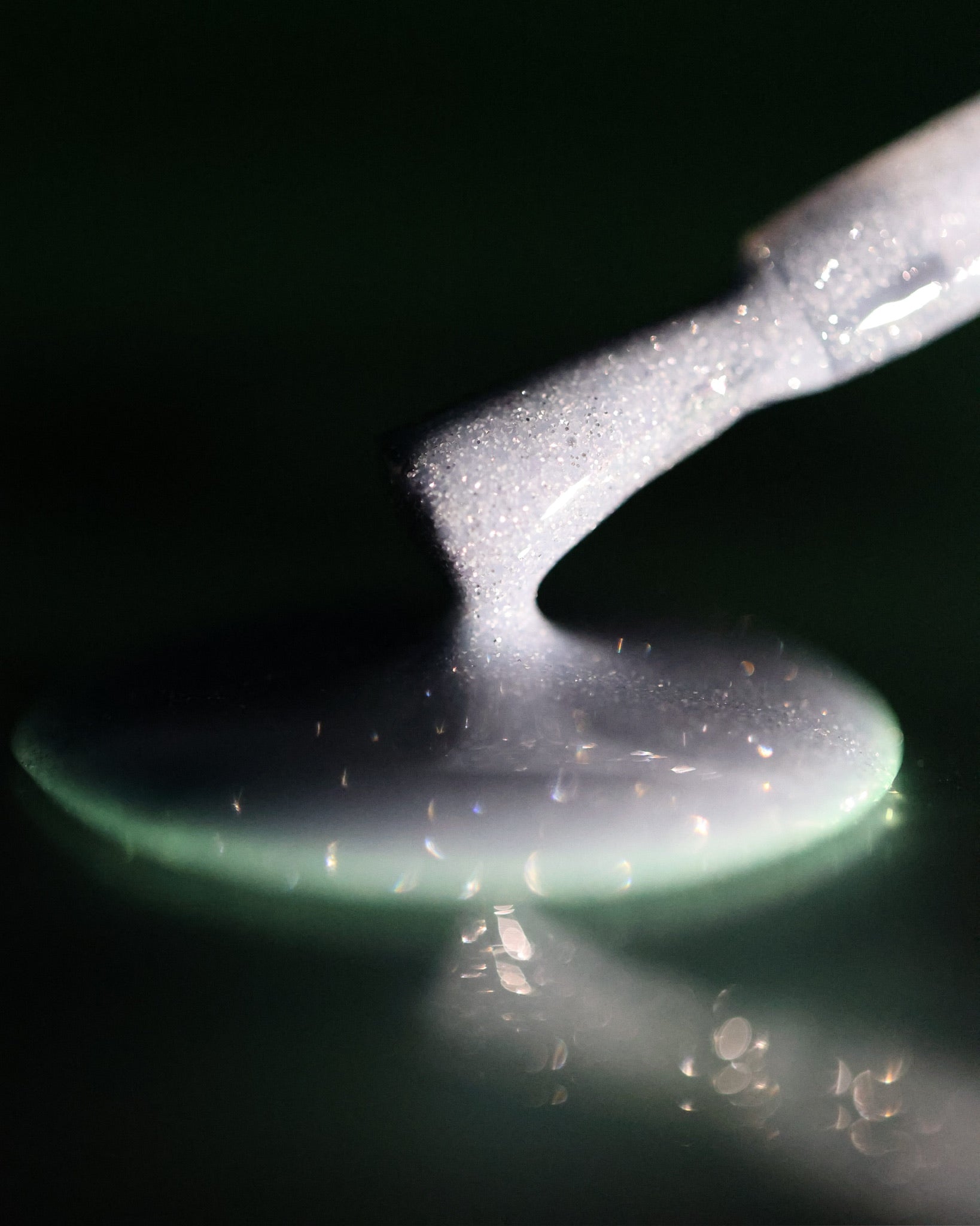 Reflective Gel Polish - Daphne Martini